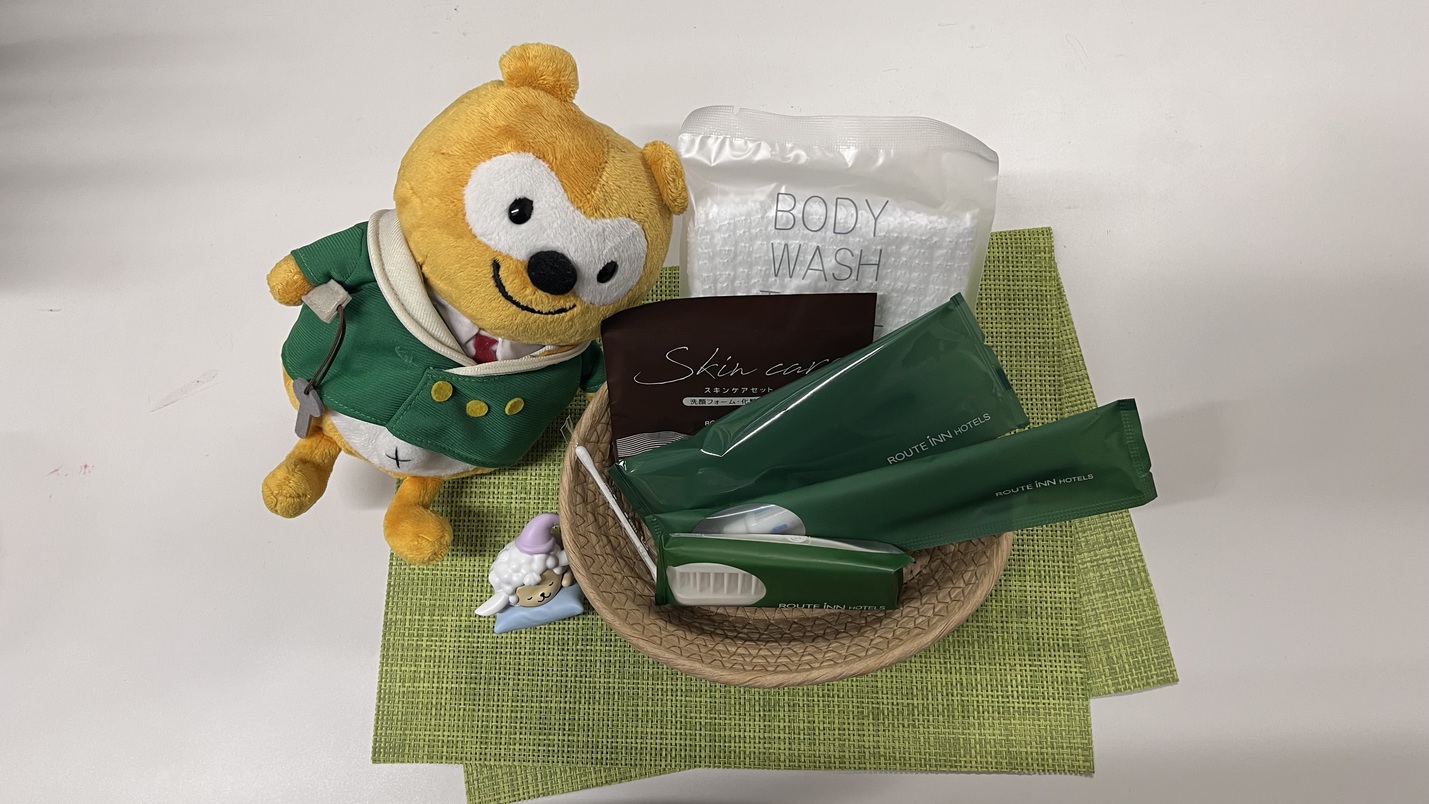 ★【客室】バスアメニティは歯ブラシ、髭剃りのほかフェイスケア用品もご用意しております