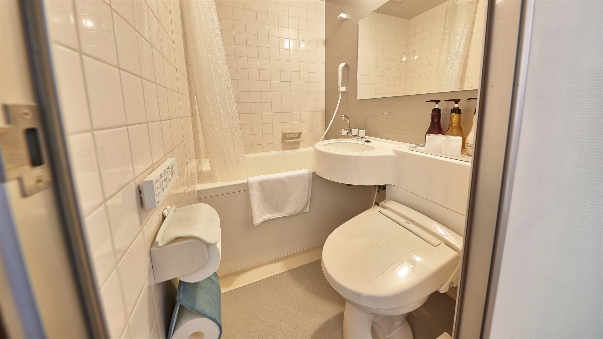 洋室　ダブルルーム　バスルーム