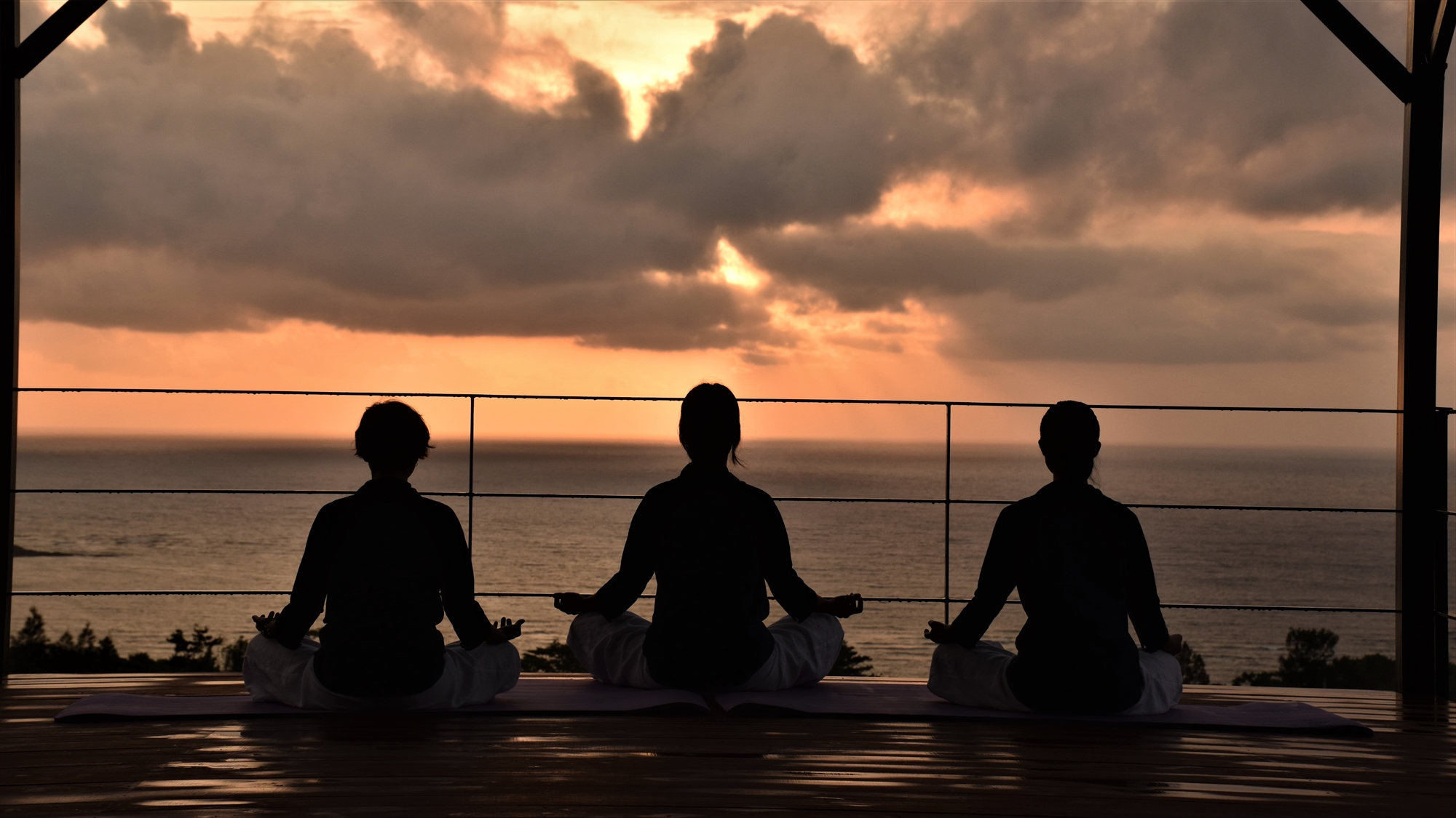 サンセットヨガ　展望台