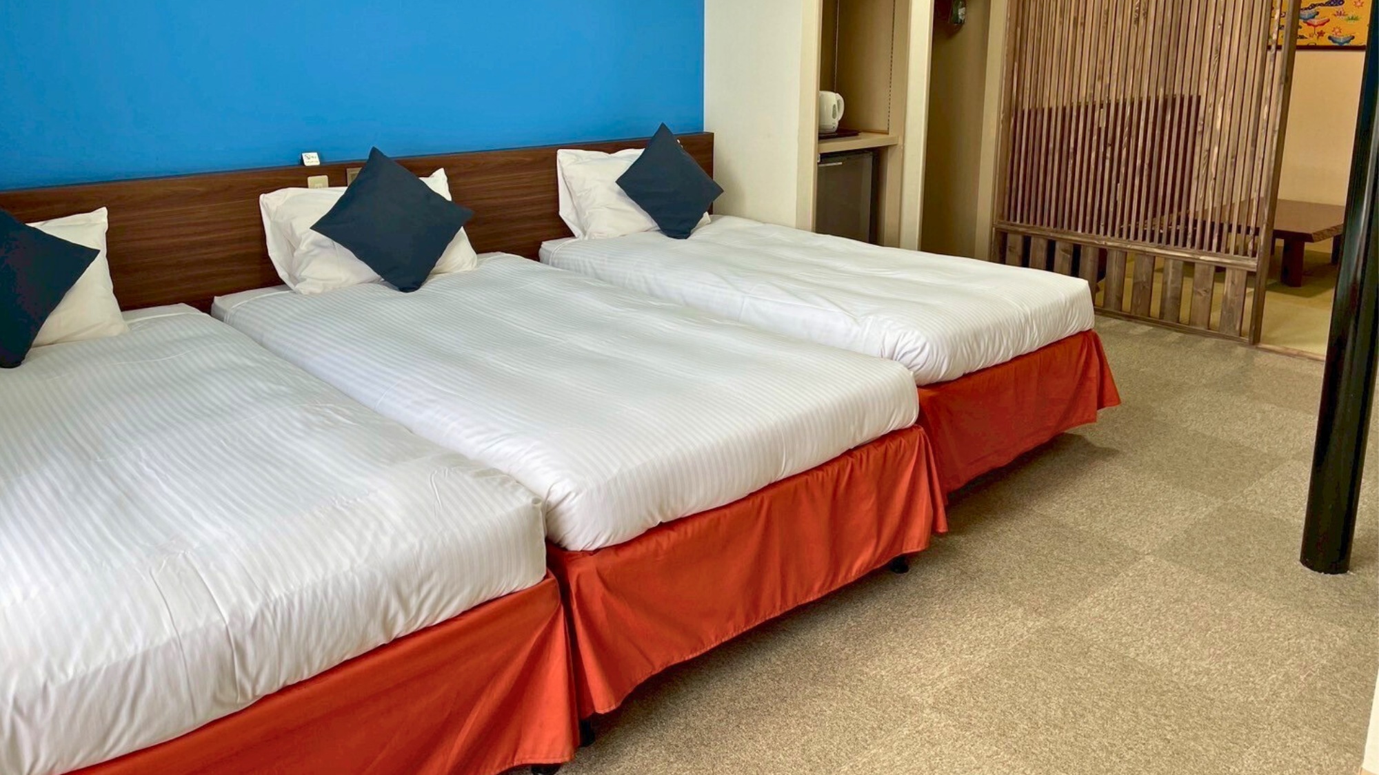 「和」のくつろぎと「洋」の快適さの両方を楽しめる和洋室