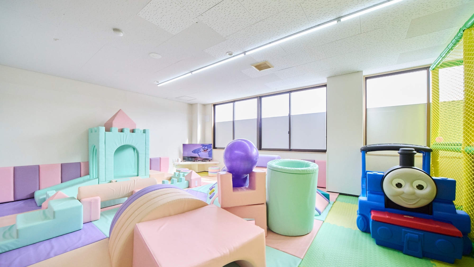 キッズスペース　柔らか素材の遊びスペース