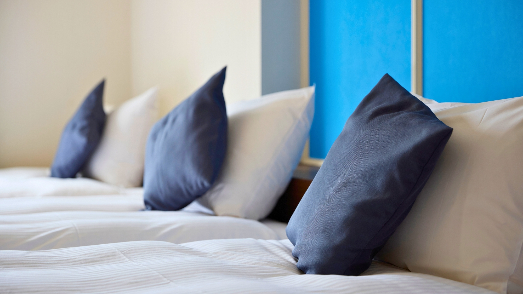 清潔感あるベッドルーム