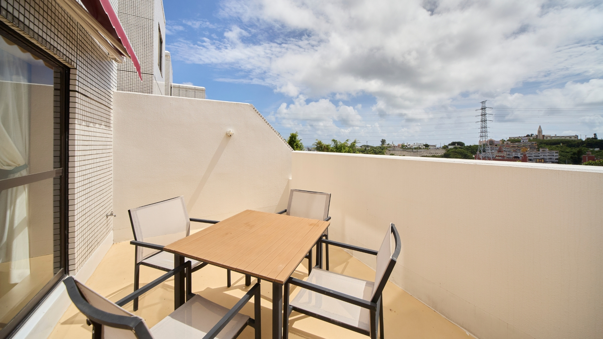 広々したバルコニー