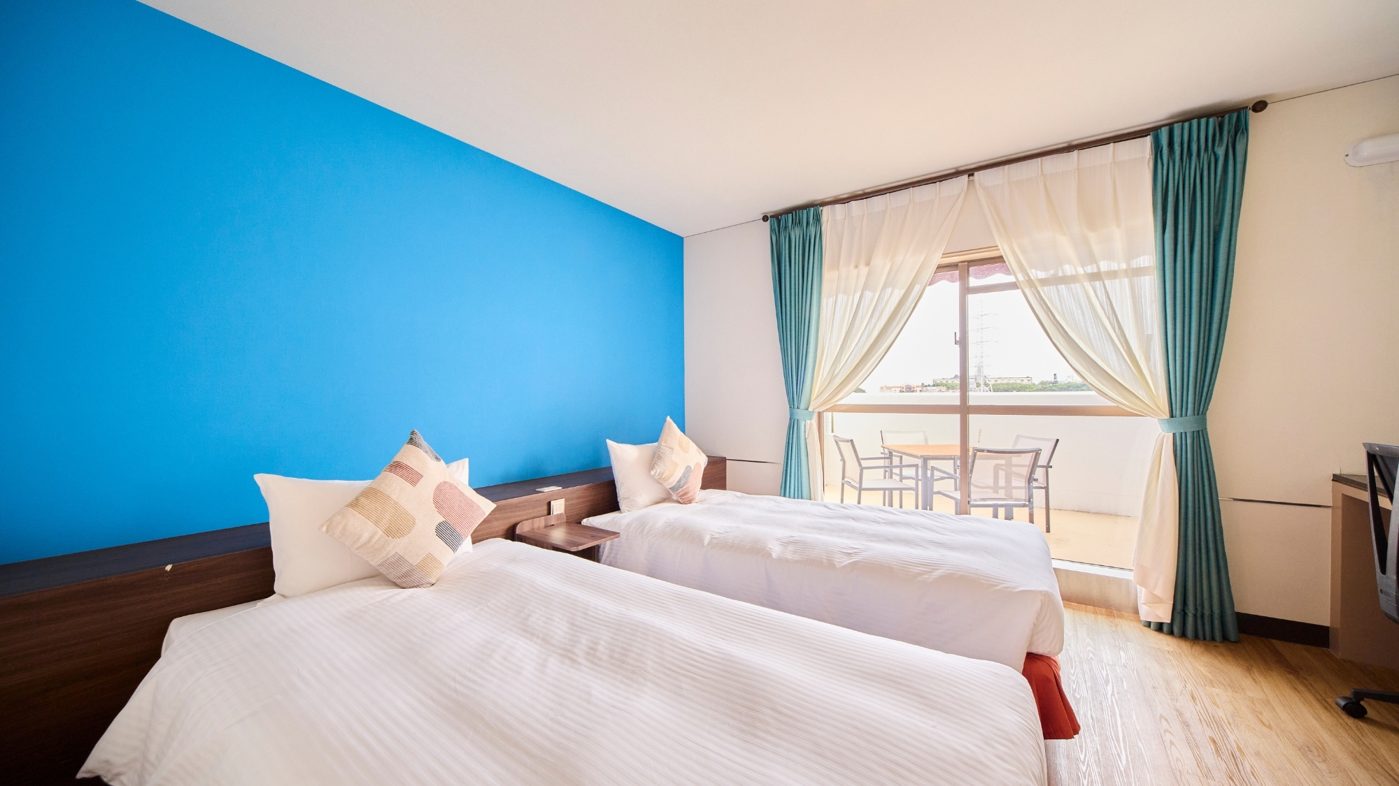 デラックスルーム