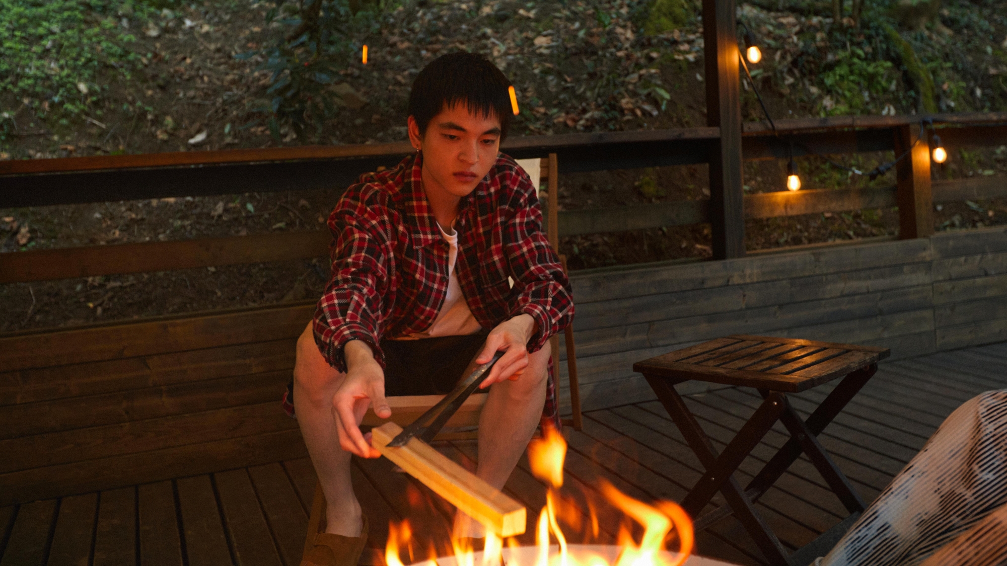 *【グランピング】焚き火の音と共に仲間と過ごす至福の時間。