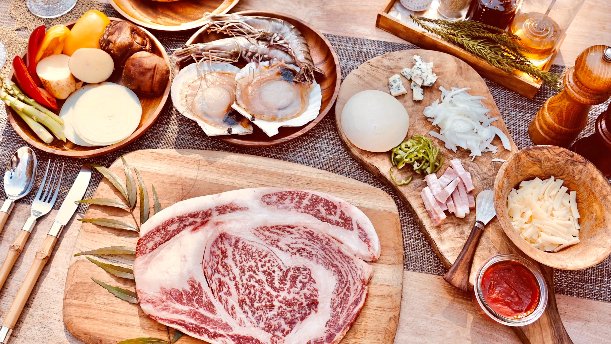 *【BBQメニュー】国産リブロースステーキセット。