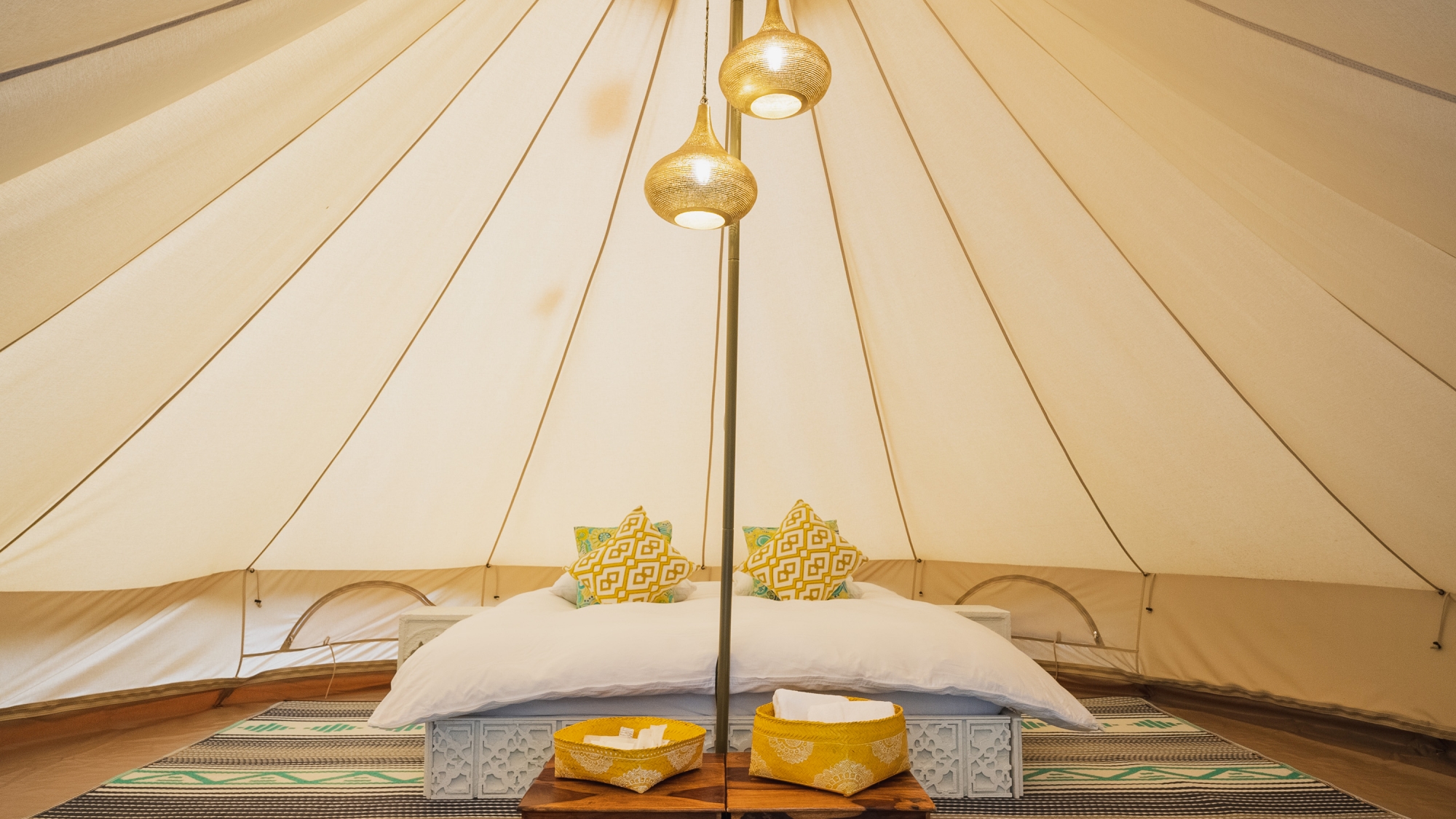 *【SITE_D／テント内】異国情緒漂うテントで過ごす非日常な時間。