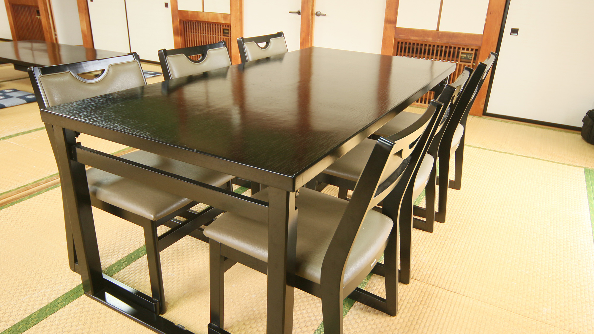 椅子タイプでのお食事も可能です☆ご希望の方はお問合せ下さい♪*