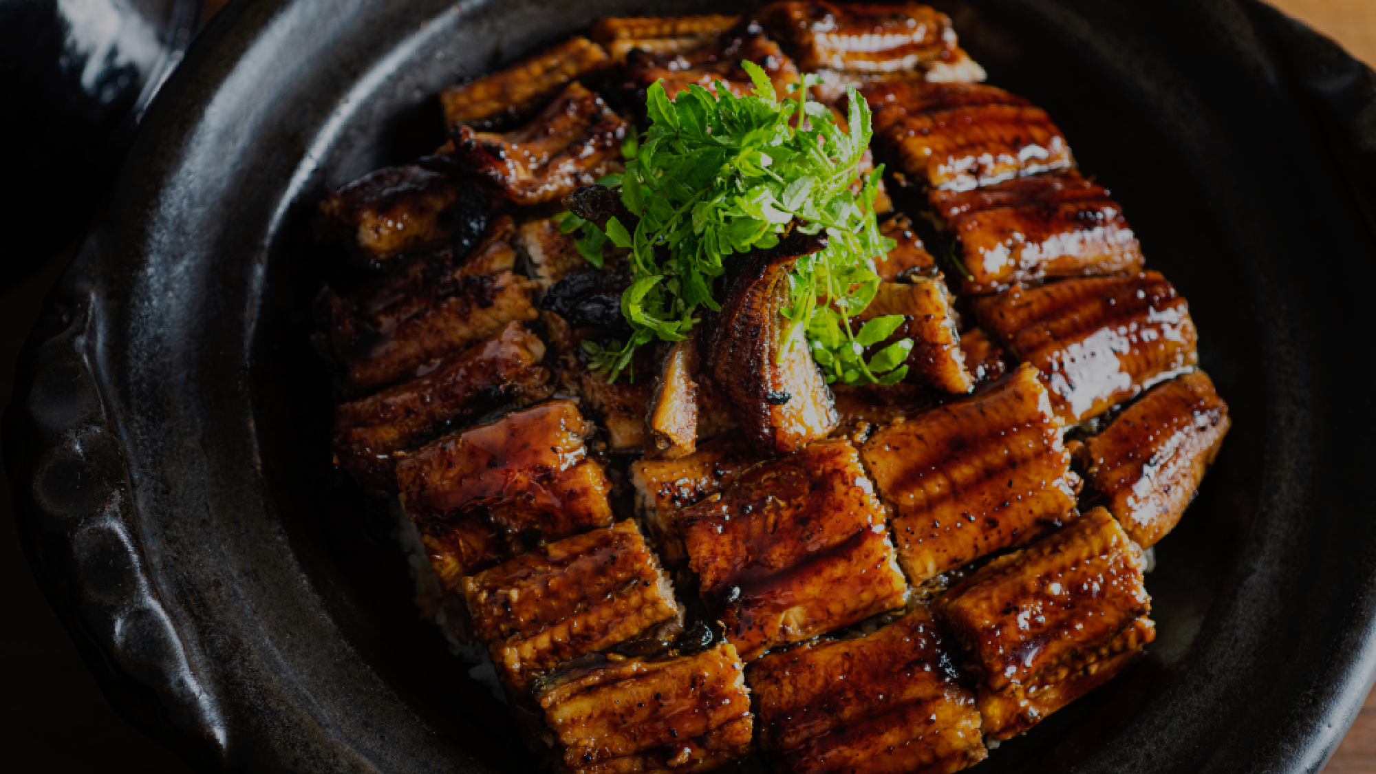 当店名物「鰻土鍋ごはん」