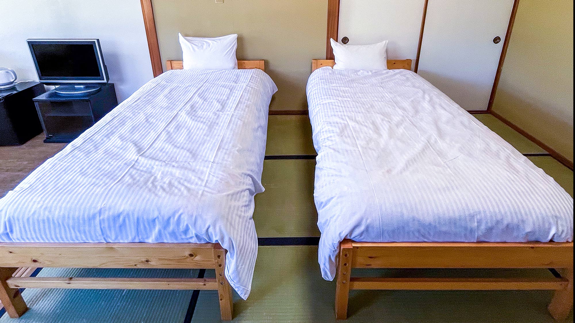 ・【3号和洋室】清潔感と機能性。落ち着いた和室で過ごす快適な夜