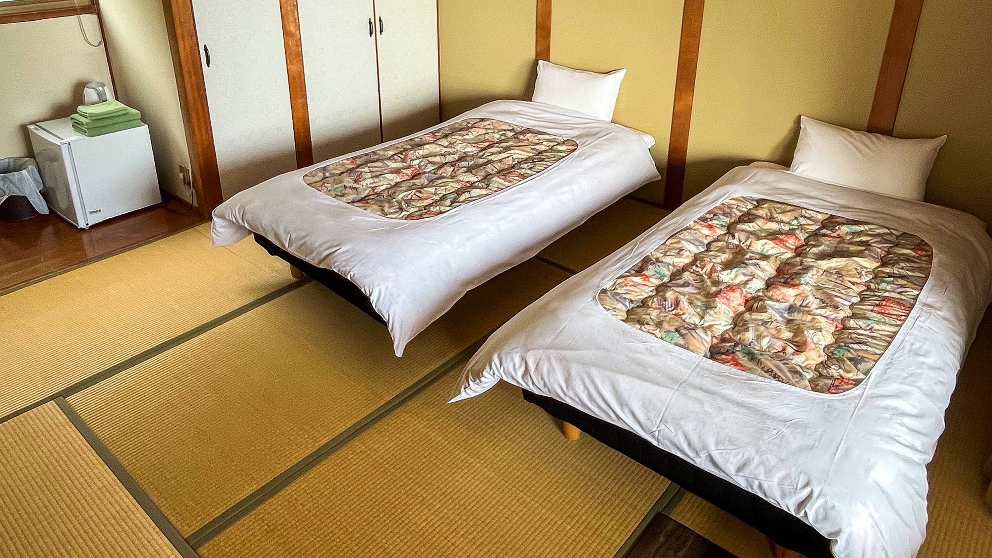 ・【21号和室】コンパクトながらも快適。海辺の絶景を独り占めする和室