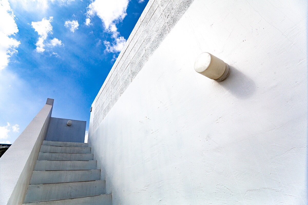 屋上への階段