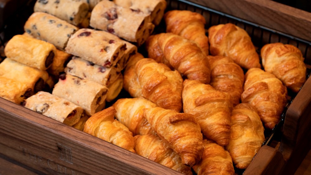 【カップル＆ファミリープラン】お友達同士の旅行にもおすすめ♪11時チェックアウト★朝食無料★