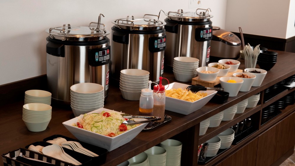 【カップル＆ファミリープラン】お友達同士の旅行にもおすすめ♪11時チェックアウト★朝食無料★