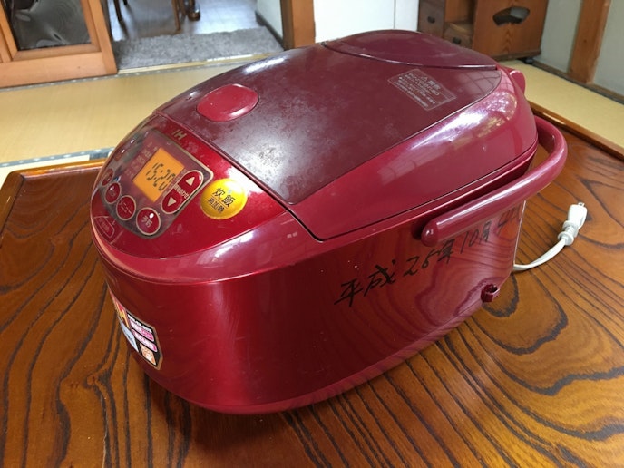 炊飯器を用意してあります。お米も炊けます。We prepared rice cooker. So y