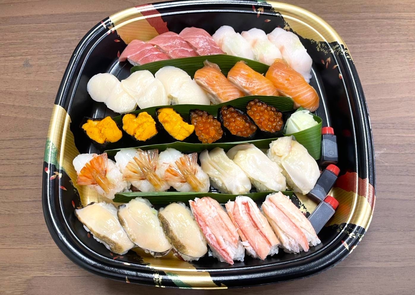 ≪1日10組様限定≫夕食は「極上ネタ寿司３０貫」【夕朝食付】