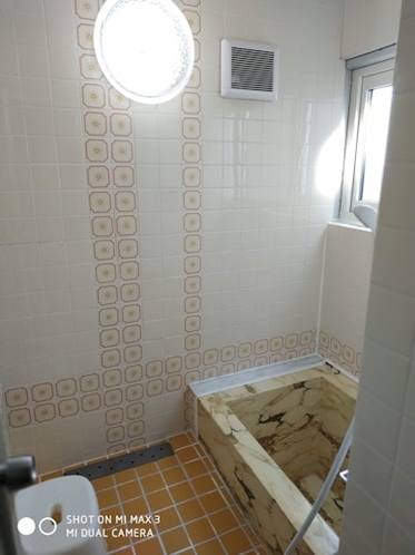 Bath room (Share)