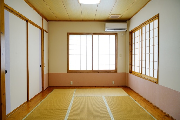 【SALE】都会の喧騒から離れ大自然に囲まれた豪邸!大石林山への観光に最適!