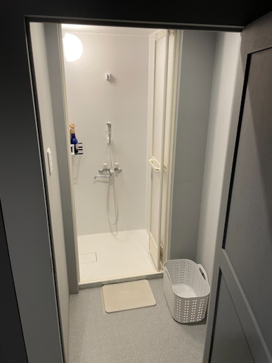 シャワールーム(男性用2室+女性用2室)