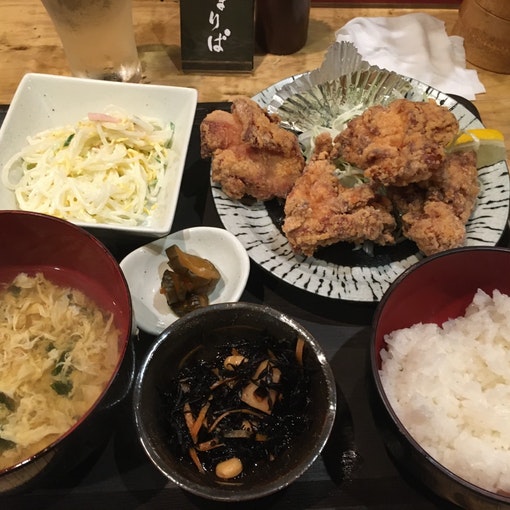 日替わりお母さん手作りの朝ごはん