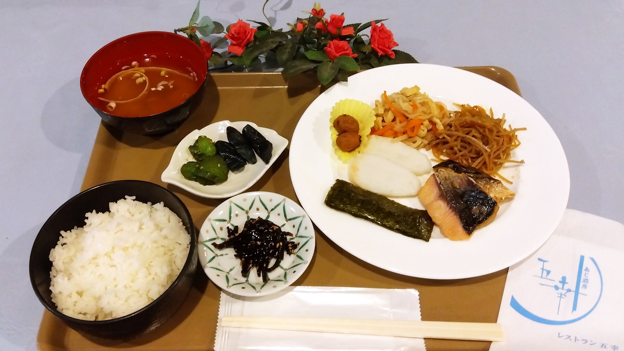 朝食バイキング