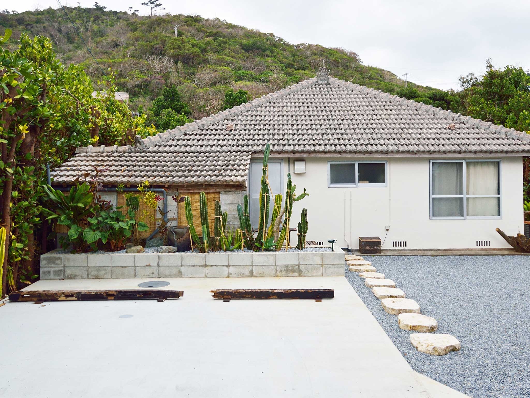 ・駐車スペースは3台まで駐車可能です