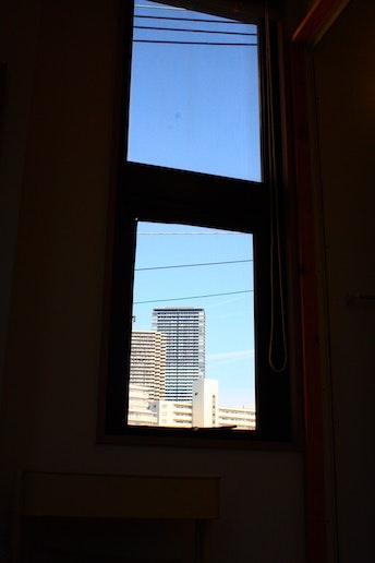 3F。窓からはタワマンが見えます。某芸人さんが住んでいます。
