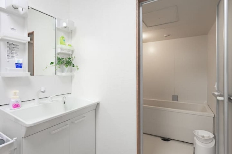 シャワールーム2