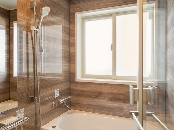 BATH ROOM