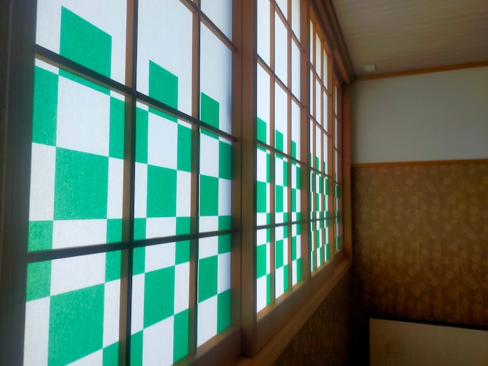 障子紙を替えてみました!旅籠感出てますか?