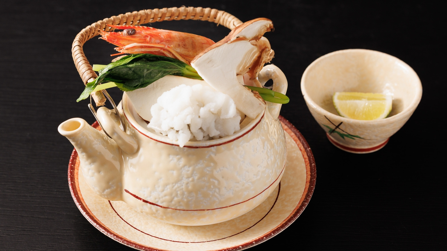 【基本プラン】四季折々の和の仕業を楽しむ季節の花会席