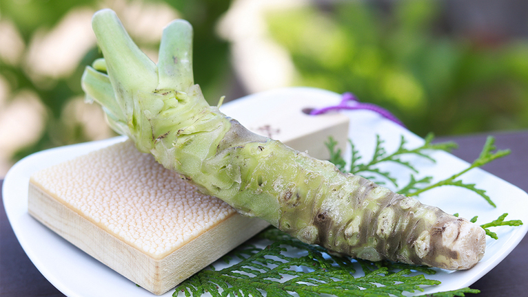 贅沢☆地キンメ食べ尽くし！お刺身→しゃぶしゃぶ→煮付け☆出汁茶漬にひつまぶし！アレンジ自在の炊込ご飯