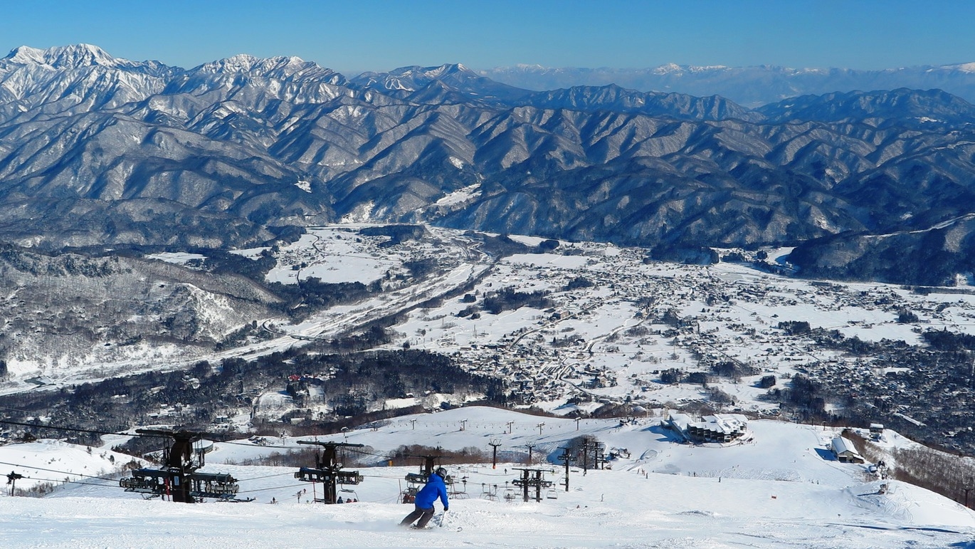 【連泊素泊まり/3泊〜】展望露天で絶景と美肌の湯を堪能！八方尾根スキー場徒歩６分＜冬季＞