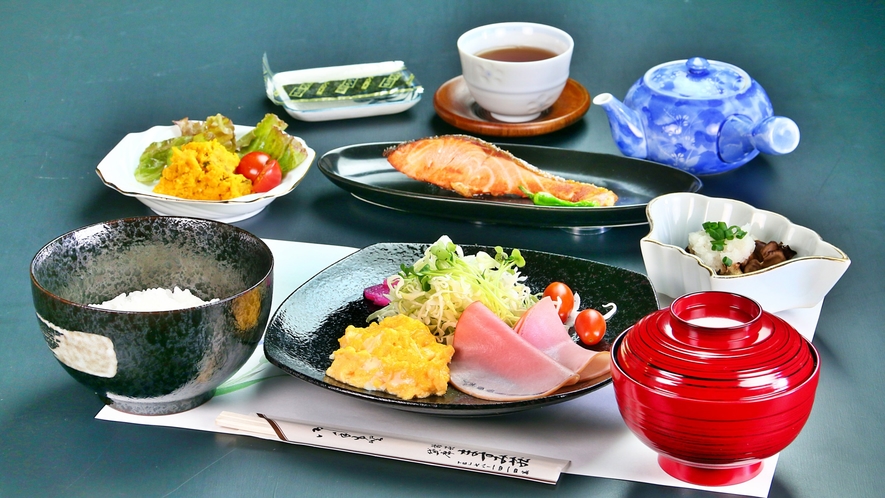 【食事】朝食一例。栄養バランスの取れた優しい朝ごはん