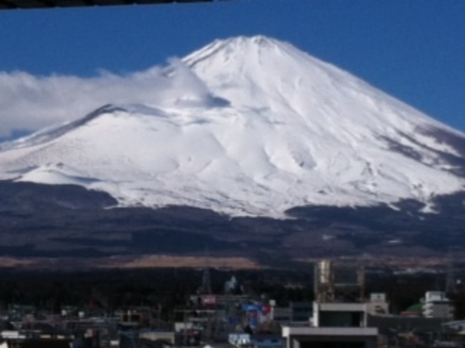 御殿場冬季富士山