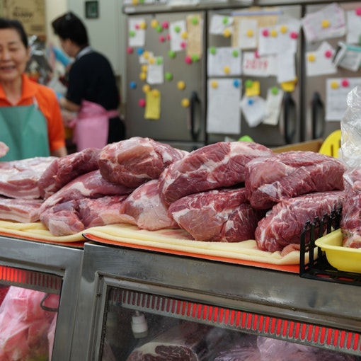 名護市営市場 車で23分 / Nago City Market 23min by car