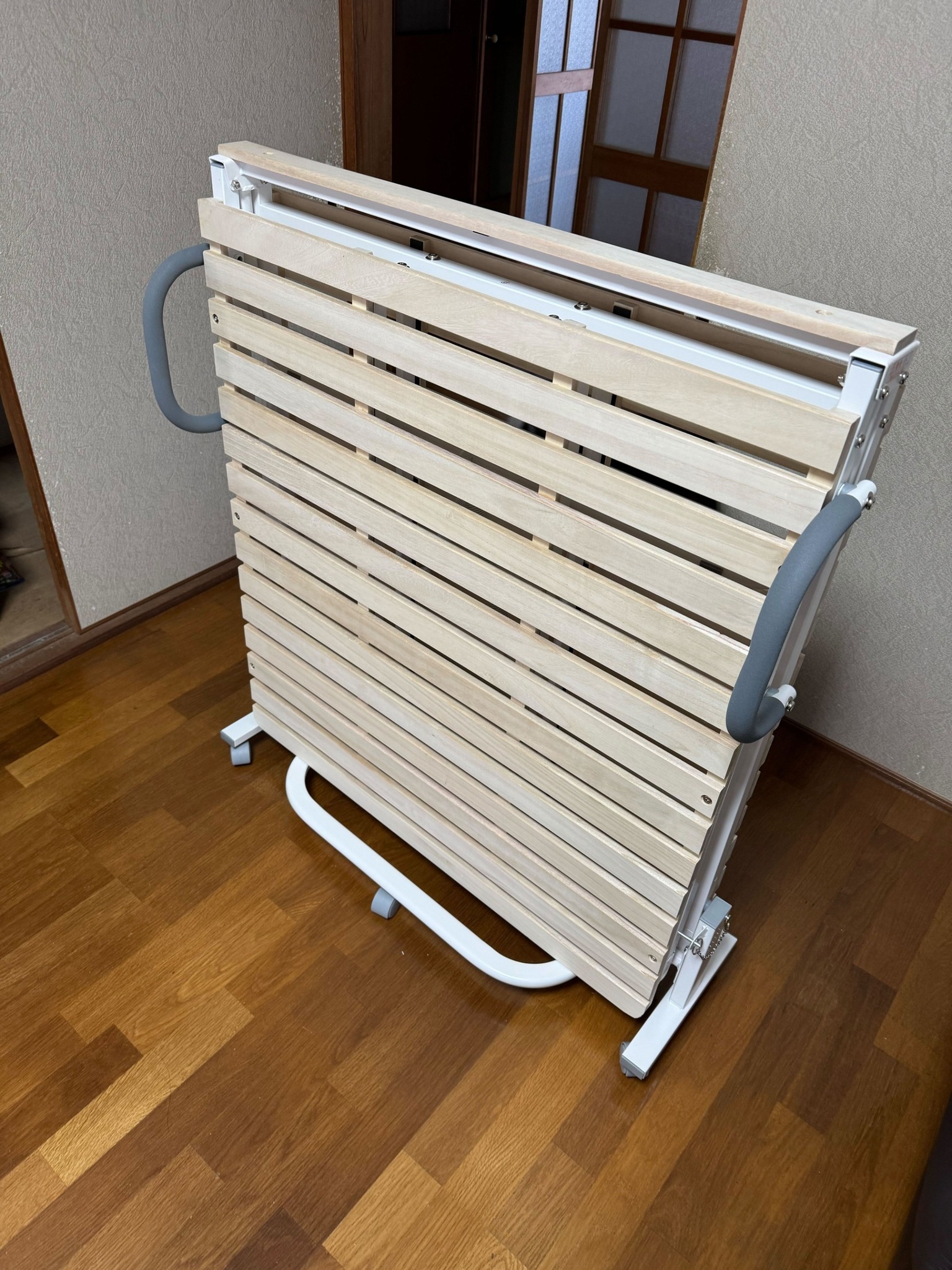 【オプションの折りたたみベッドに関して】 折りたたみベッドを1台ご用意しております。...