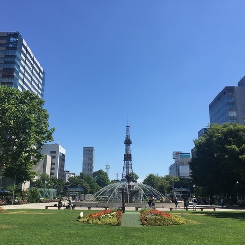 さっぽろテレビ塔 (約2.4km)  Sapporo TV Tower (about...