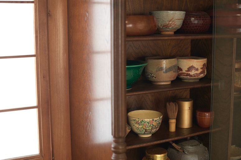 There is a set of the goods for tea ceremony. お抹茶の