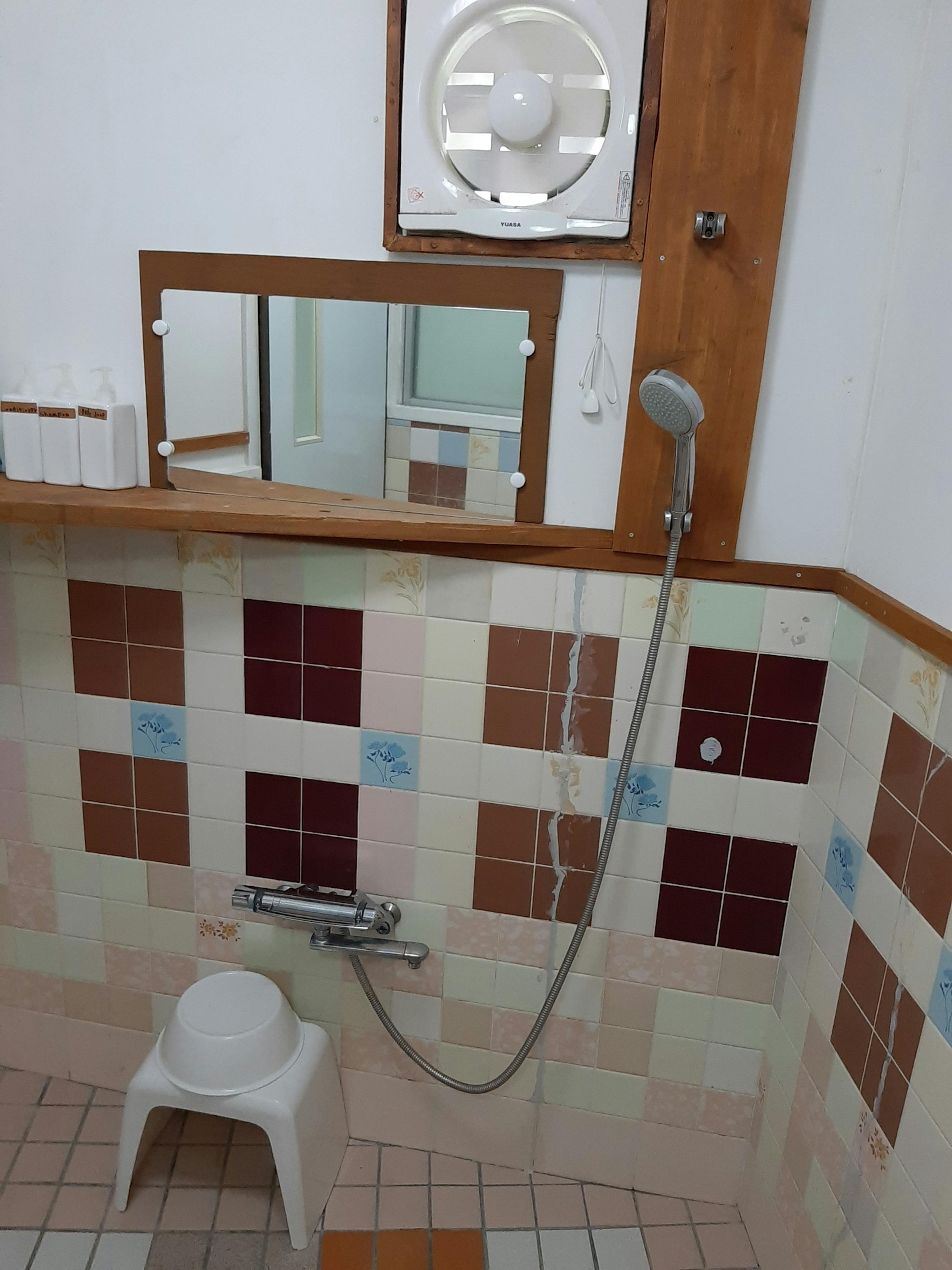 浴室（シャワーのみ）