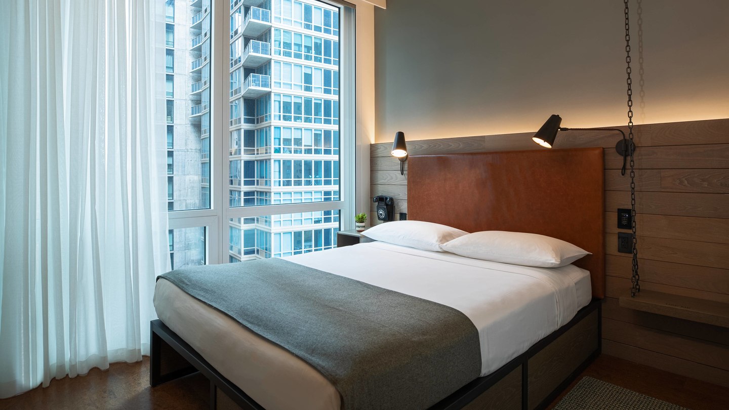 クイーンベッド1台