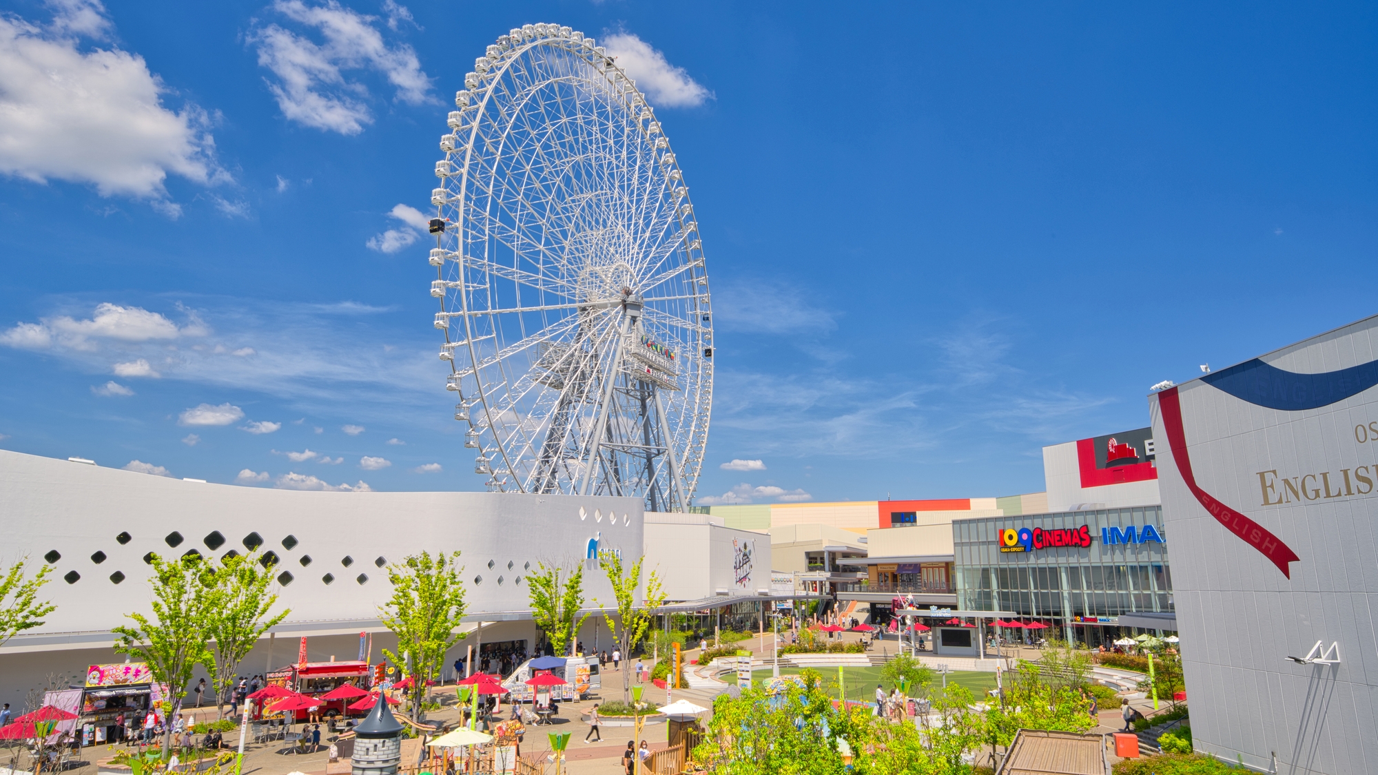 【ららぽーとEXPOCITY】当館から電車で約30分