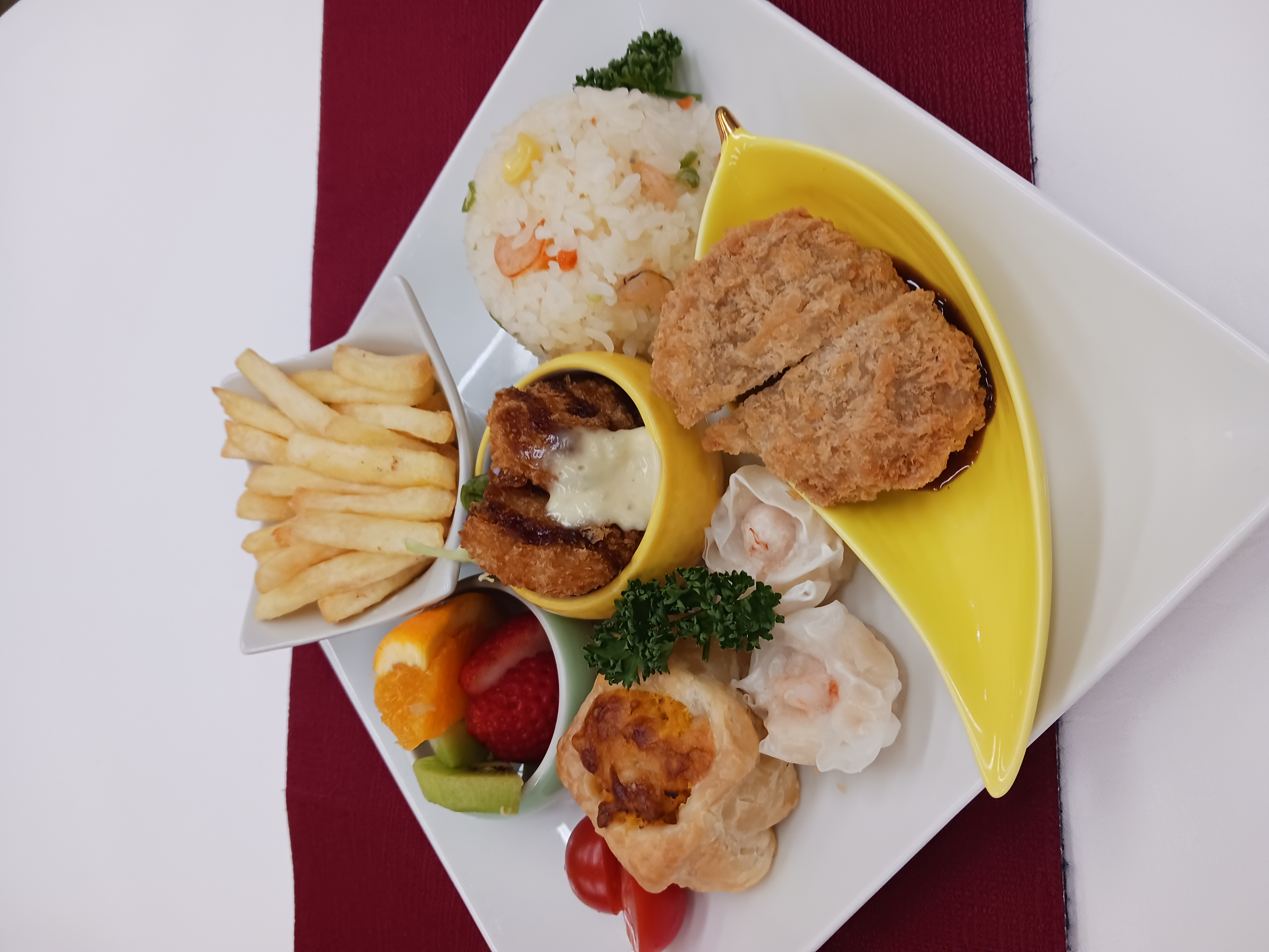 お子様プレート　一例