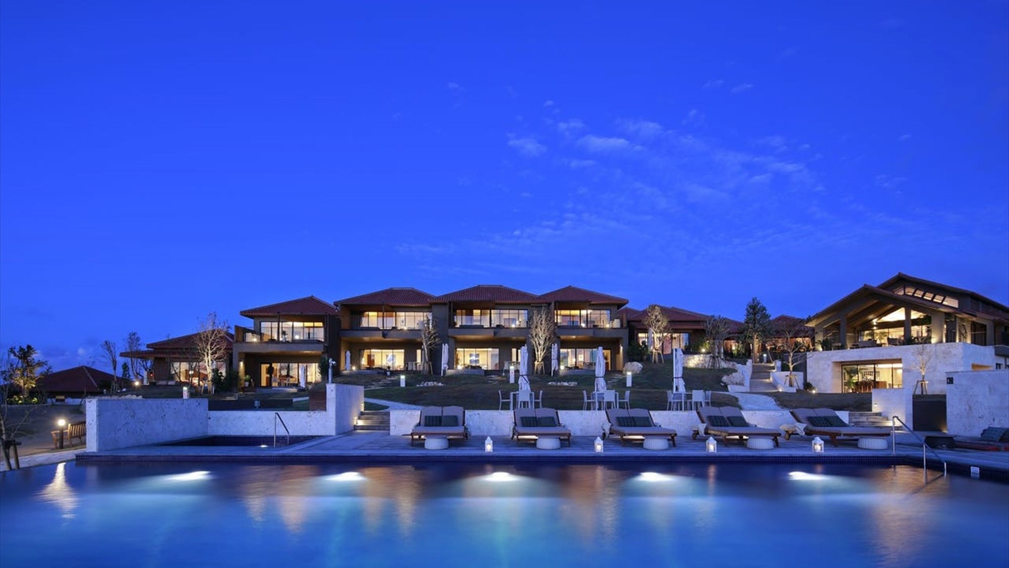 THE HIRAMATSU HOTELS&RESORTS 宜野座(外観)