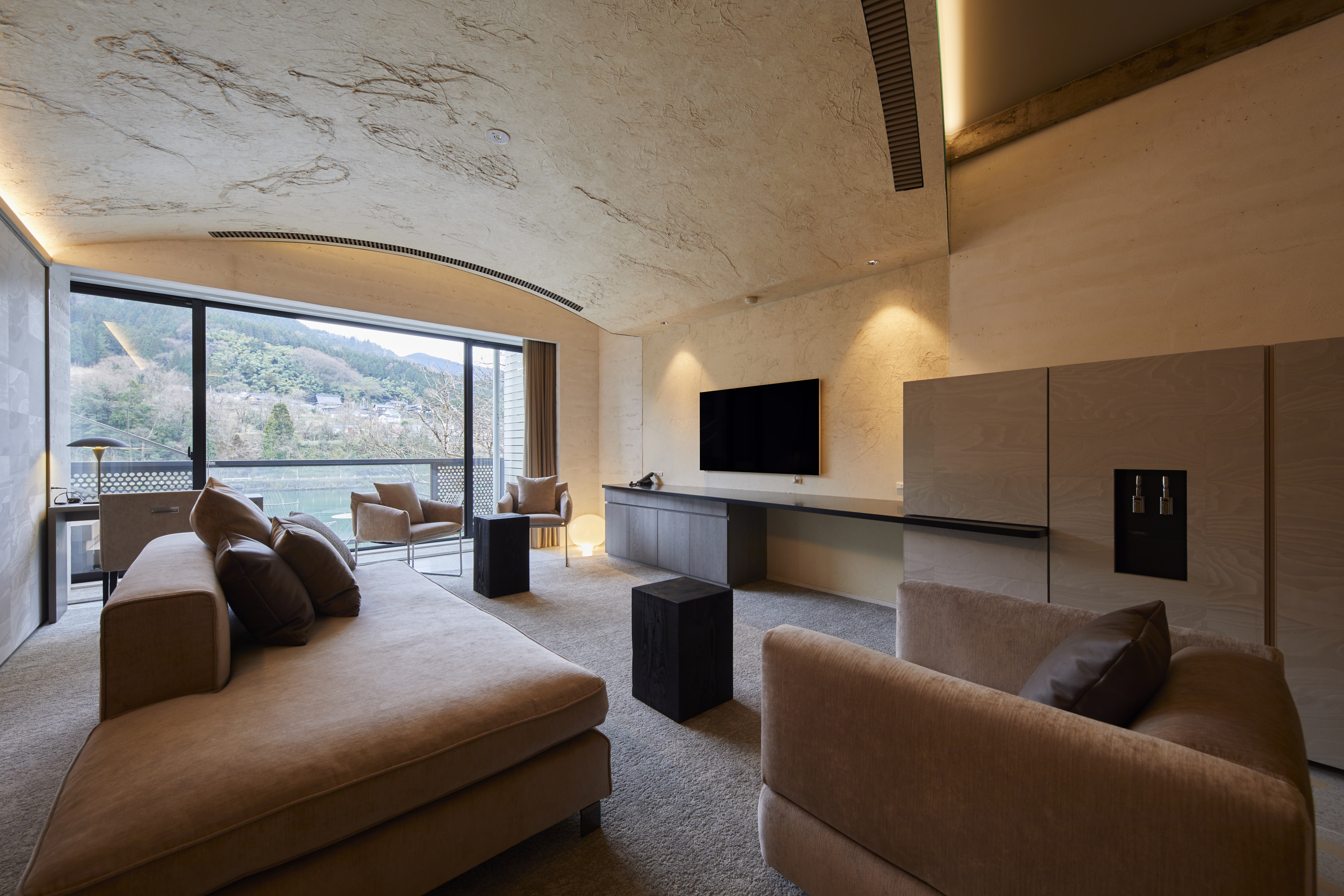 本館プレミアスイート 201号室（水紋）