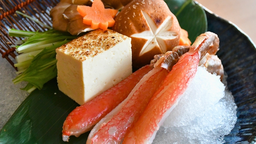 【蟹食べ比べ】「ずわい蟹しゃぶ＋紅ズワイゆで蟹丸ごと1杯付」あわびもついて支配人一押しの特別価格！