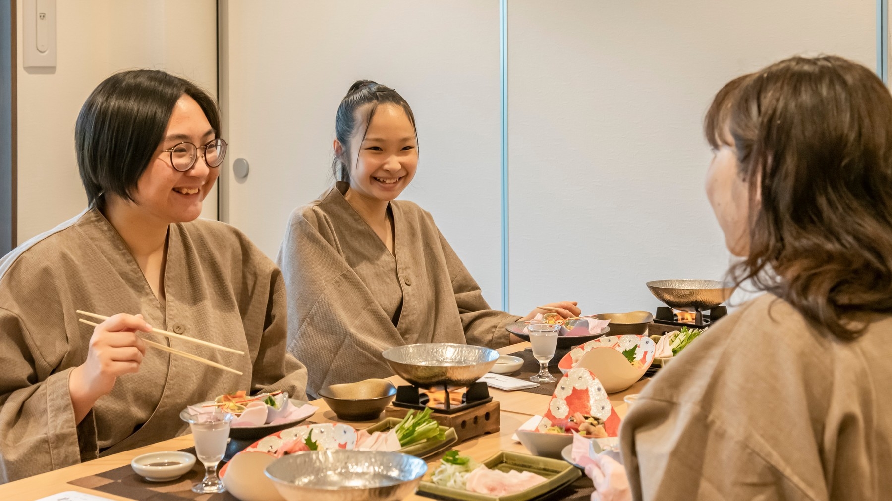 【冬の宮城★ワンドリンク付】牡蠣カンカン焼き付「海宝コース」が今だけポイント10％