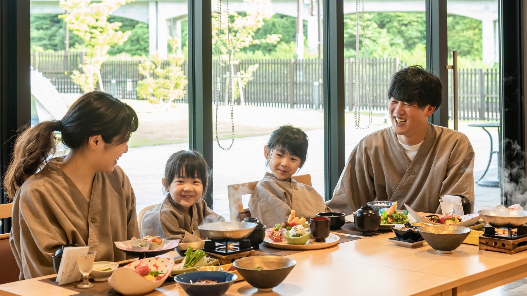 【宮城・福島・山形県民限定】お子様2名まで無料！ ブルーインパルスが見られるかも？家族旅行応援プラン