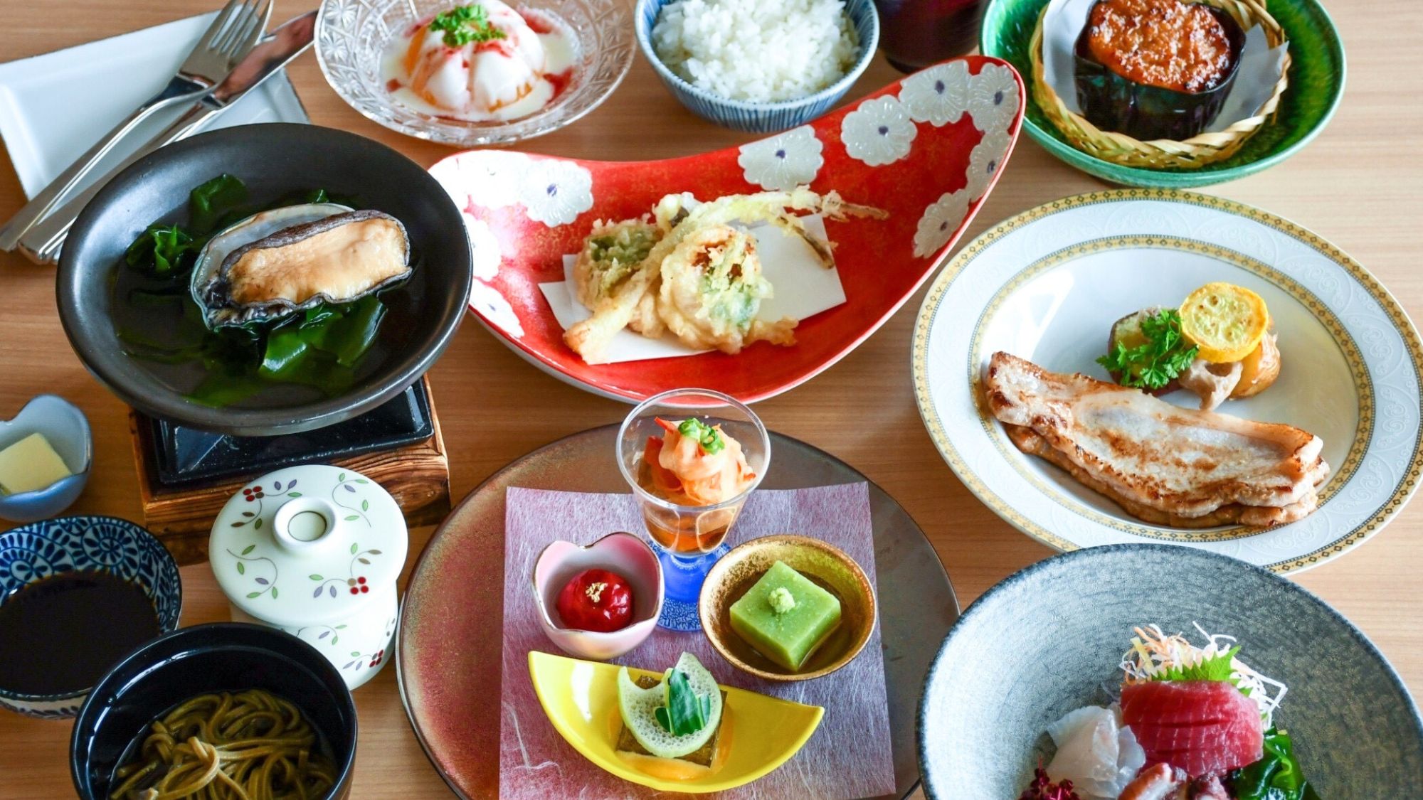 【嵯峨会席：夏】旬の食材を厳選した奥松島の夏料理をお召し上がりください。
