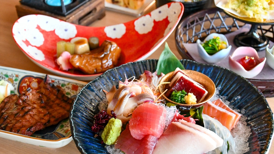 松島近海の鮮魚や地元で獲れた春野菜をご堪能下さい。春のグレードアップ会席「銀河」